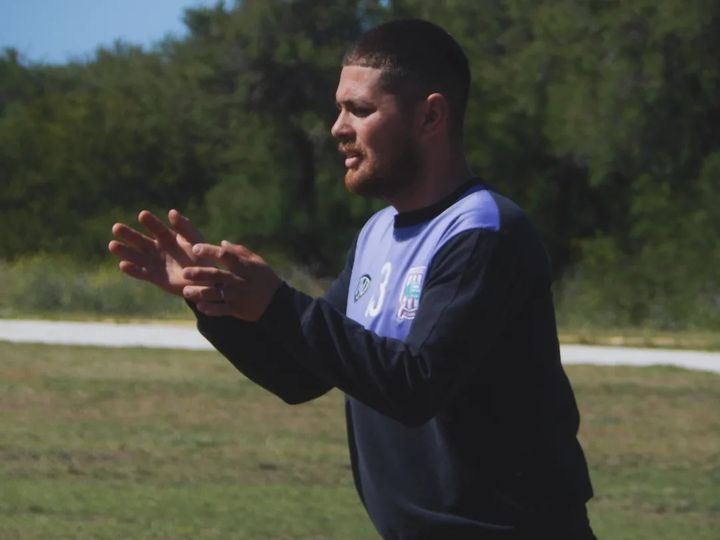 El Gran Porvenir y Fomento San Bernardo se mantienen en la cima tras la Fecha 11 del Clausura