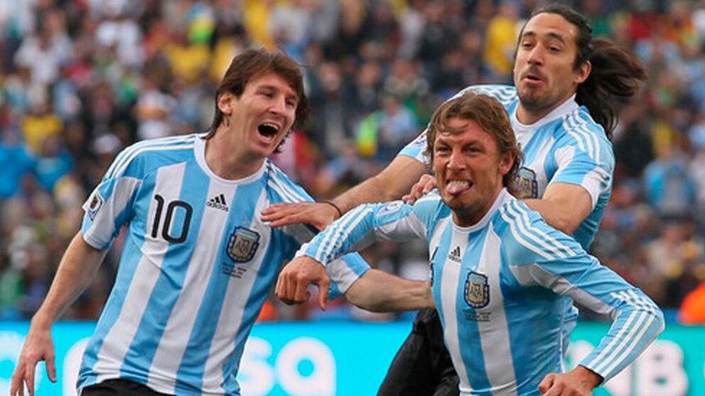 Jonás Gutiérrez, el mundialista que vuelve al fútbol con Social Las Toninas 2 https s3.amazonaws.com arc wordpress client uploads infobae wp wp content uploads 2016 06 04175707 Jonas GutiA9rrez 1920 2